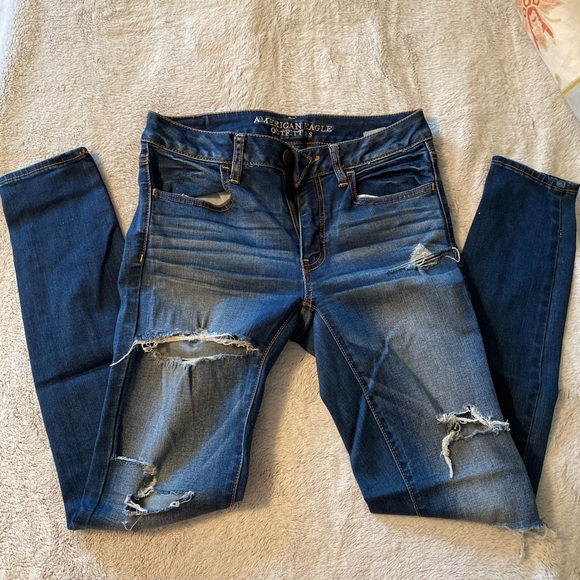 Medium Wash Ripped Jeans - Picture 4 of 7